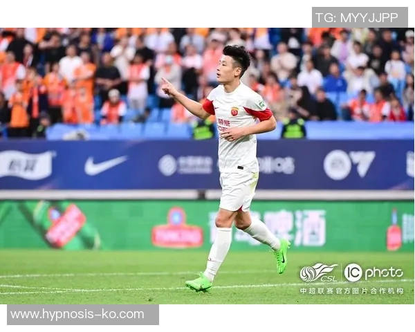 上海海港迎战青岛海牛武磊能否再创佳绩引发球迷热议 上海海港迎战青岛海牛武磊能否再创佳绩引发球迷热议