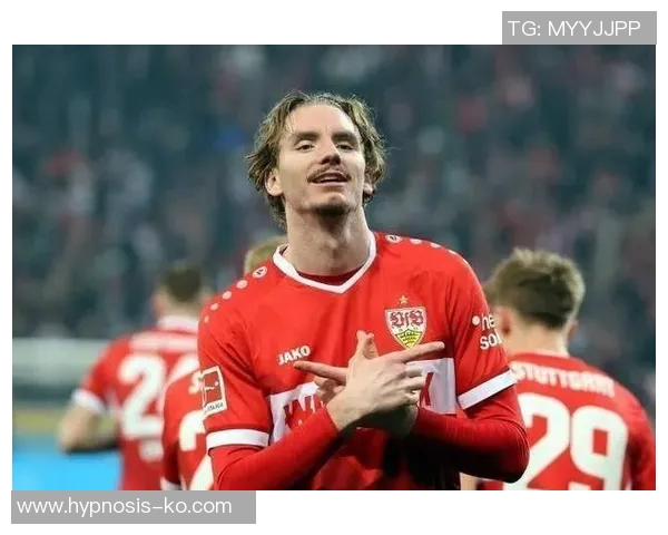 拜仁慕尼黑势不可挡,铁定捧得德甲冠军! 拜仁慕尼黑势不可挡,铁定捧得德甲冠军!