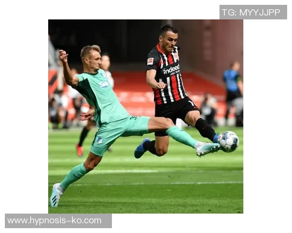 法兰克福客场大胜提升积分，德甲榜上有名再度崛起